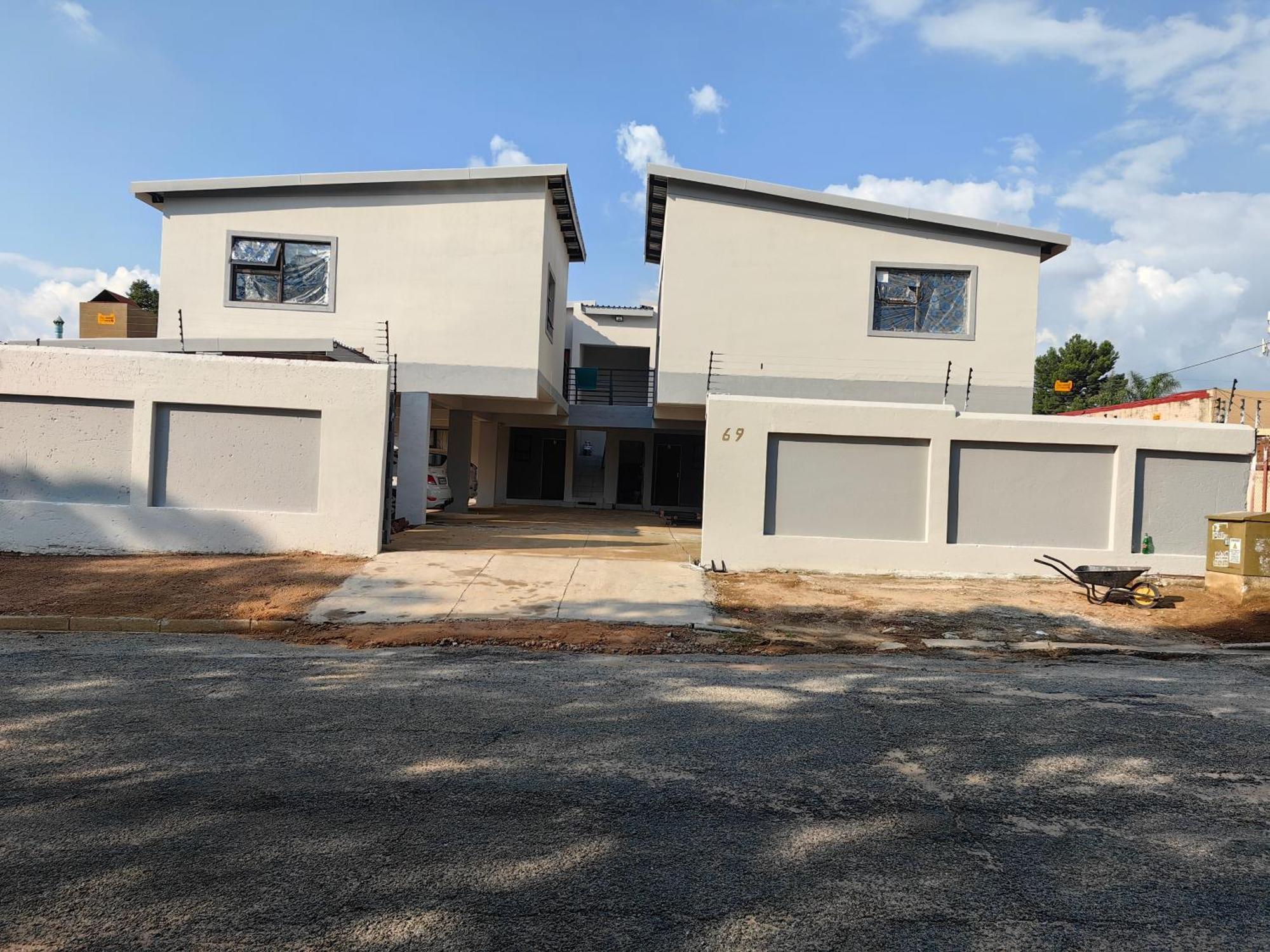 Azrisi Apartments Kempton Park Luaran gambar