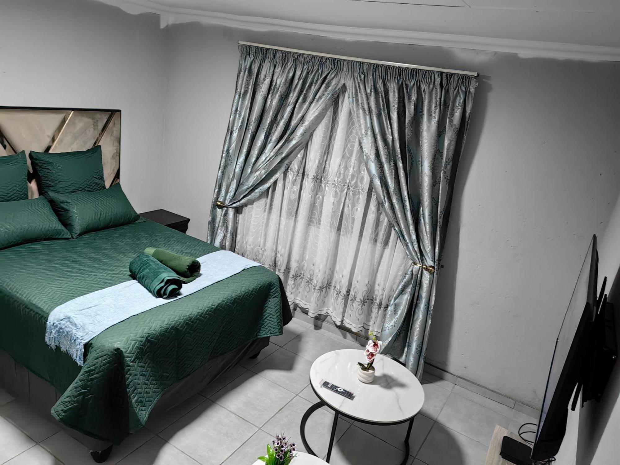 Azrisi Apartments Kempton Park Luaran gambar